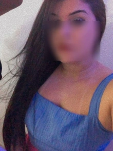 Mel, detalhes e fotos reais desta acompanhante Com local