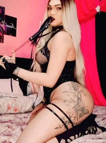 Karyn é uma das acompanhantes em Guaianases com as melhores avaliações