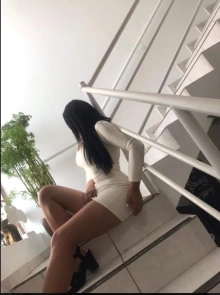 Experiência de luxo com Nicolly, garota de programa independente