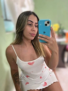 Ana, elegância e discrição entre as acompanhantes Elite