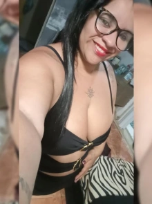 Caroline se junta às melhores acompanhantes Gordinha esta semana