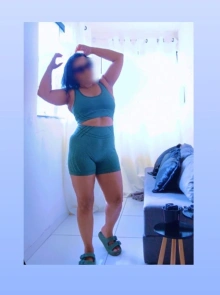 Tantrica, máximo profissionalismo como acompanhante Coroa