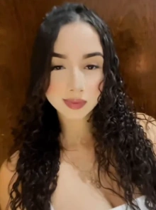 Serviços de garotas de programa de alta qualidade com Larissa