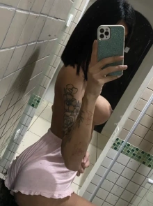 Emilly gulosinh, uma experiência única com garotas de programa em Anápolis