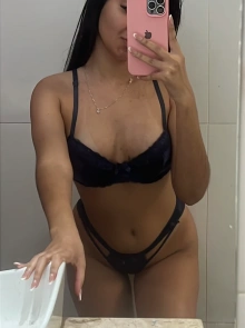 Ana julia, uma experiência autêntica com garotas de programa De luxo em Manaus