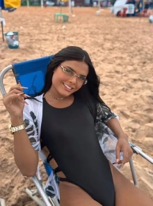 Alice é uma acompanhante de luxo com atendimento exclusivo