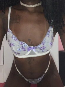 Tiffany, perfil verificado entre acompanhantes em Guaianases