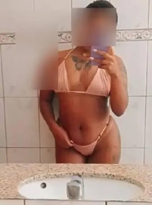 Mulata discreta está entre as acompanhantes mais bem avaliadas