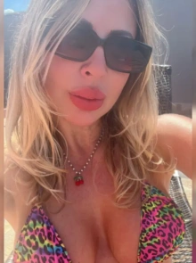 Bruninha está entre as acompanhantes mais bem avaliadas