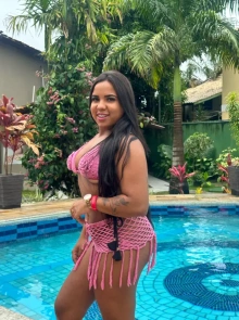 Fotos reais de Elzeneia, uma das melhores acompanhantes em Foz do Iguaçu