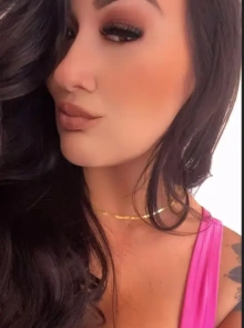 Fotos reais de Brenda, uma das melhores acompanhantes em Balneário Camboriú