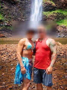 Mel e marco, máximo profissionalismo como acompanhante Coroa