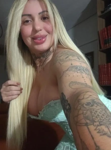 Procurando discrição? Letícia Rangel é a sua garota de programa de confiança