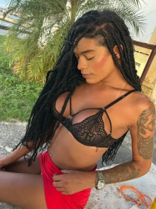 Luana, uma acompanhante confiável e verificada