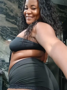 Preta bomboom, uma experiência autêntica com garotas de programa Negra em Rio de Janeiro