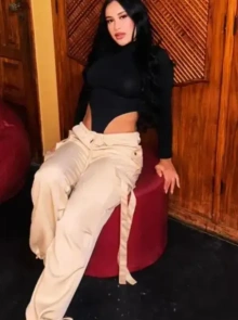 Geovana aguiar, elegância e discrição no catálogo de Foz do Iguaçu