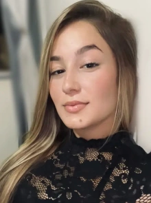 Maisa está cadastrada no catálogo de acompanhantes de luxo