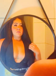 Erika, detalhes e fotos reais desta acompanhante Ninfeta