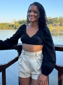 Kamily, elegância e discrição no catálogo de Campo Grande