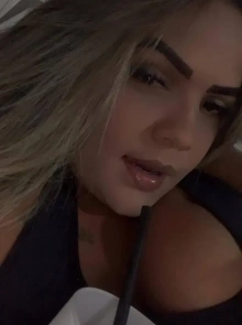 Descubra Jennifer , uma garota de programa de alto nível