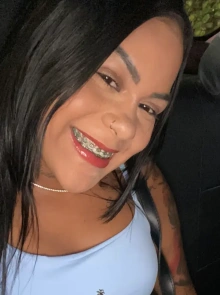 Hanna montana está disponível agora como acompanhante VIP profissional