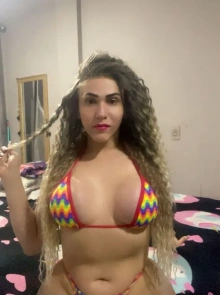 Crysthal Leite é uma das garotas de programa mais procuradas atualmente