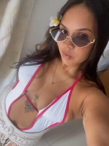 Aurora, uma acompanhante confiável e verificada