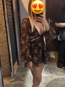 Luana é uma acompanhante independente com serviços verificados