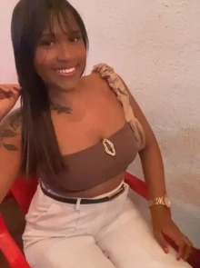 Gaby é uma acompanhante de luxo com atendimento exclusivo