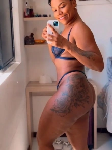 Serviços de garotas de programa de alta qualidade com Mariana