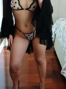 Descubra mulheres como Cristal em nossos anúncios de De luxo em Rio de Janeiro