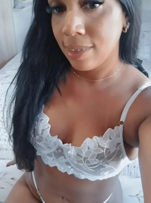 PAULINHA, serviços de acompanhantes de alta qualidade