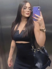 Procurando uma acompanhante em Messejana? Conheça Yasmim