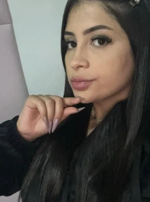 Ayla, acompanhante independente com disponibilidade imediata