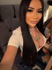 Thaina é uma das garotas de programa mais procuradas atualmente