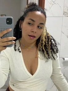 Encontro exclusivo com Ayla, uma das garotas de programa em Salvador mais requisitadas