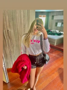 Julia luz é a garota de programa ideal para o seu próximo encontro