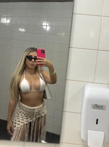 Encontre a Gabi Lima em nossos anúncios de garotas de programa verificadas