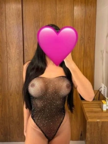 Bibi Safadinha é uma acompanhante de luxo com atendimento exclusivo