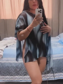 Conheça Rebeca, uma acompanhante com serviços verificados