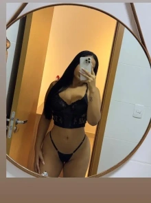 Procurando uma acompanhante? Mary Alves é uma ótima escolha