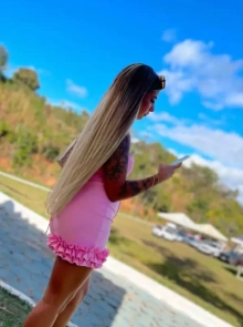 Agenda atualizada de Emanuelle, acompanhante de luxo