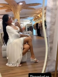 Lara Rodrigues oferece serviços de garota de programa De luxo com total confiança