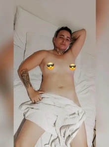 Serviços de garotas de programa de alta qualidade com SAN LÉSBICA
