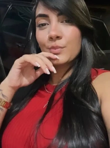 Madalena está cadastrada no catálogo de acompanhantes de luxo