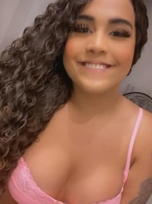 Emilly Guimarãe é uma das garotas de programa em São Paulo mais renomadas
