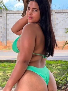 Maria Eduarda, uma das melhores opções de garotas de programa em Maringá hoje