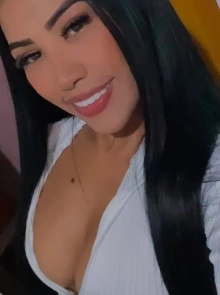 Brenda Michele se destaca no catálogo de acompanhantes por seu estilo