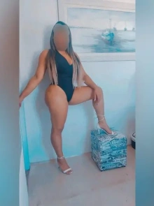 Tayna é uma das acompanhantes em Freguesia com as melhores avaliações