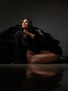 Jade oliveira é a acompanhante De luxo ideal para o seu encontro